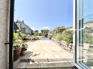 Photo 16- click for photo gallery